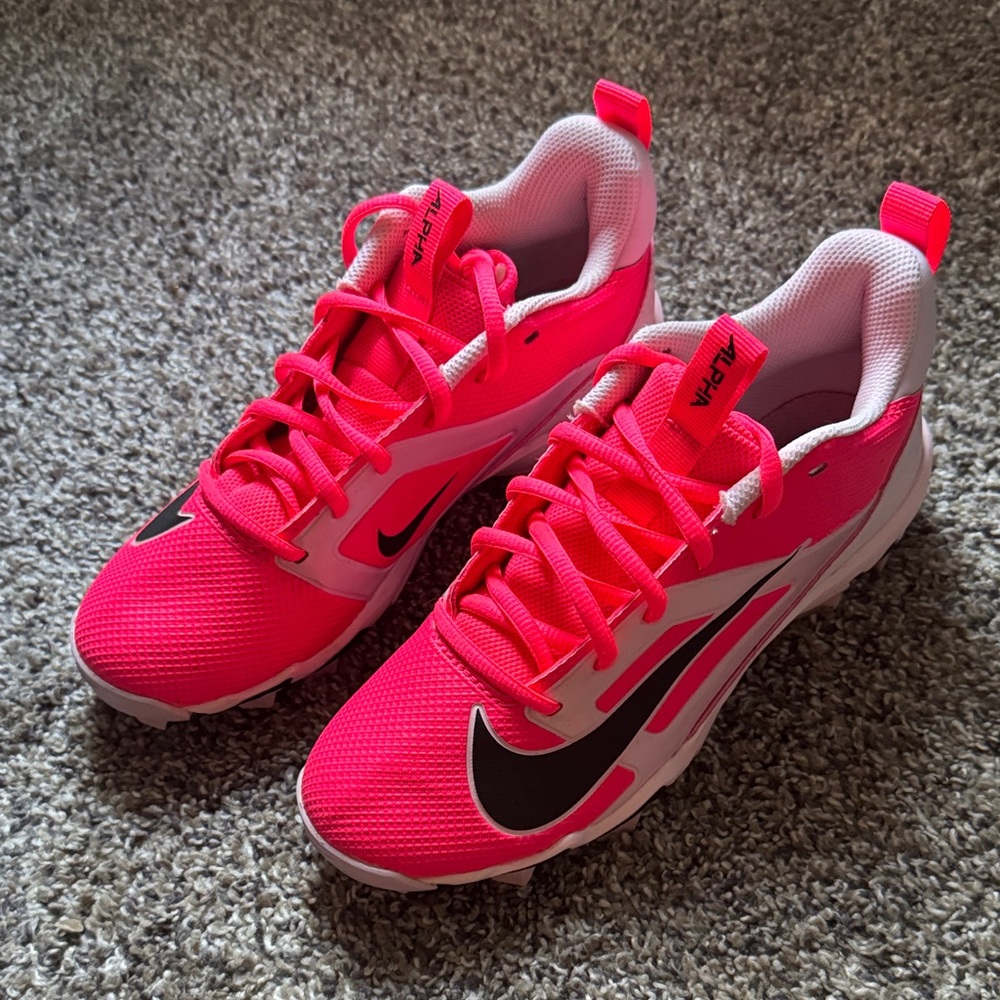 Nike Alpha Menace 4 Shark
Football Cleats - Picture 1 of 6